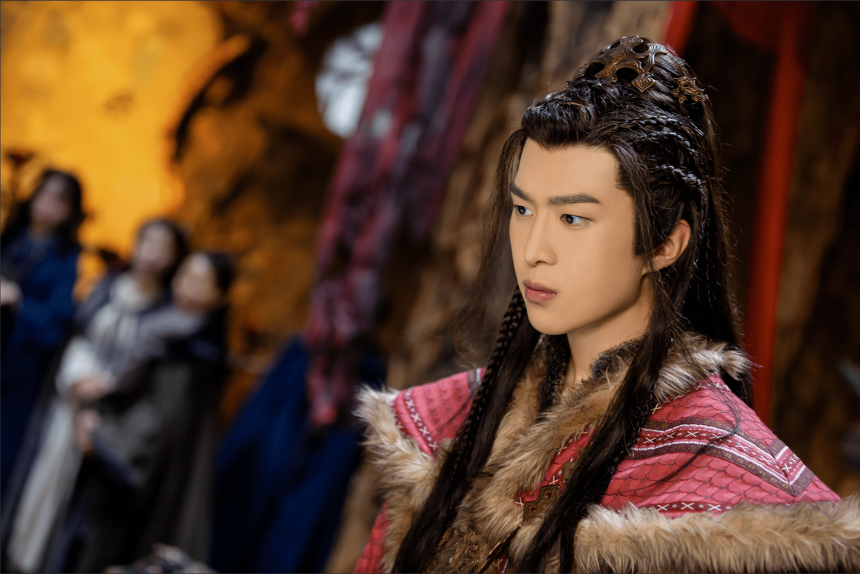 范丞丞《灵域》动作戏行云流水 网友急催贡穆烈上线