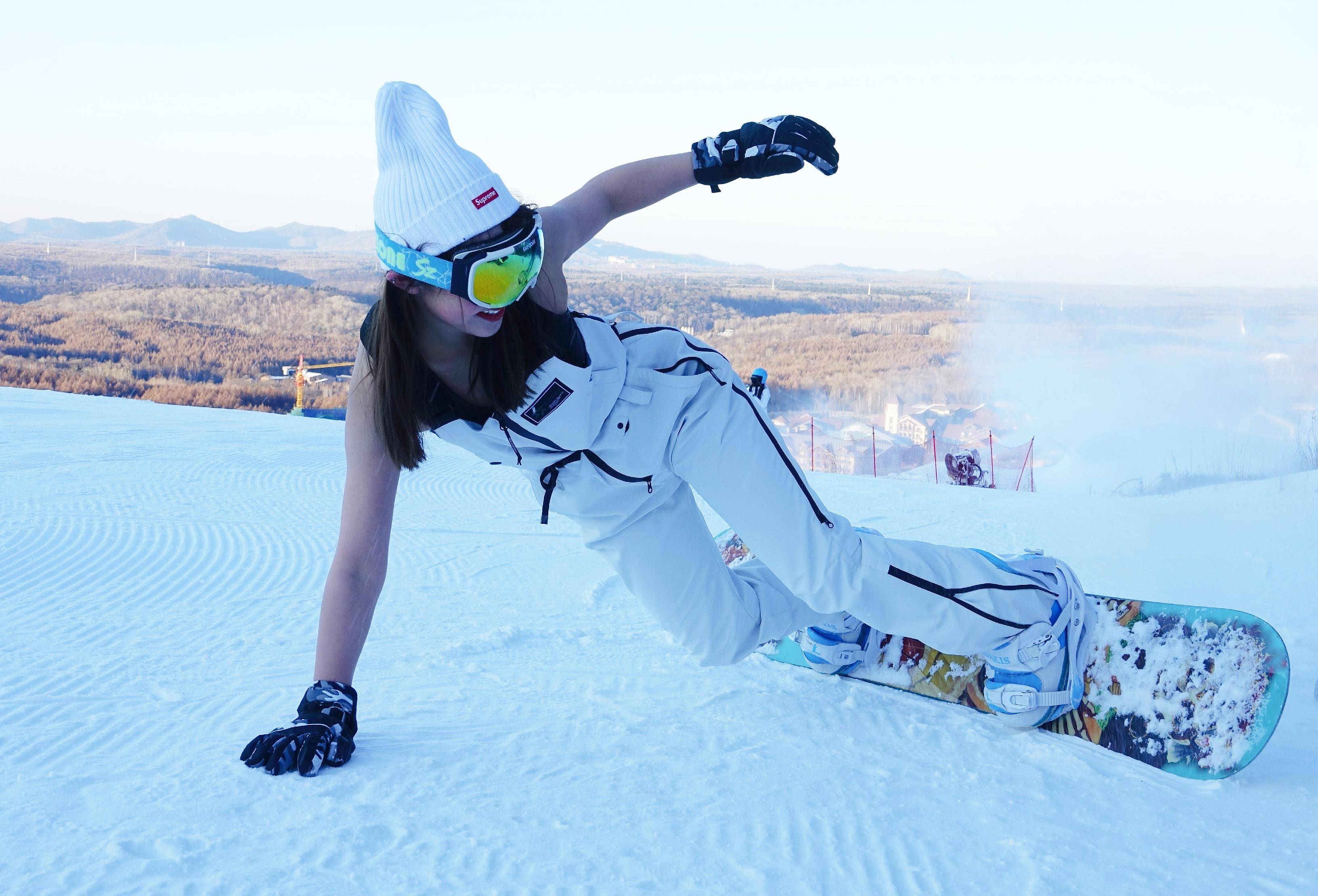 原创2020中国最佳滑雪度假区遇美女几率超高还能看到神级冰挂