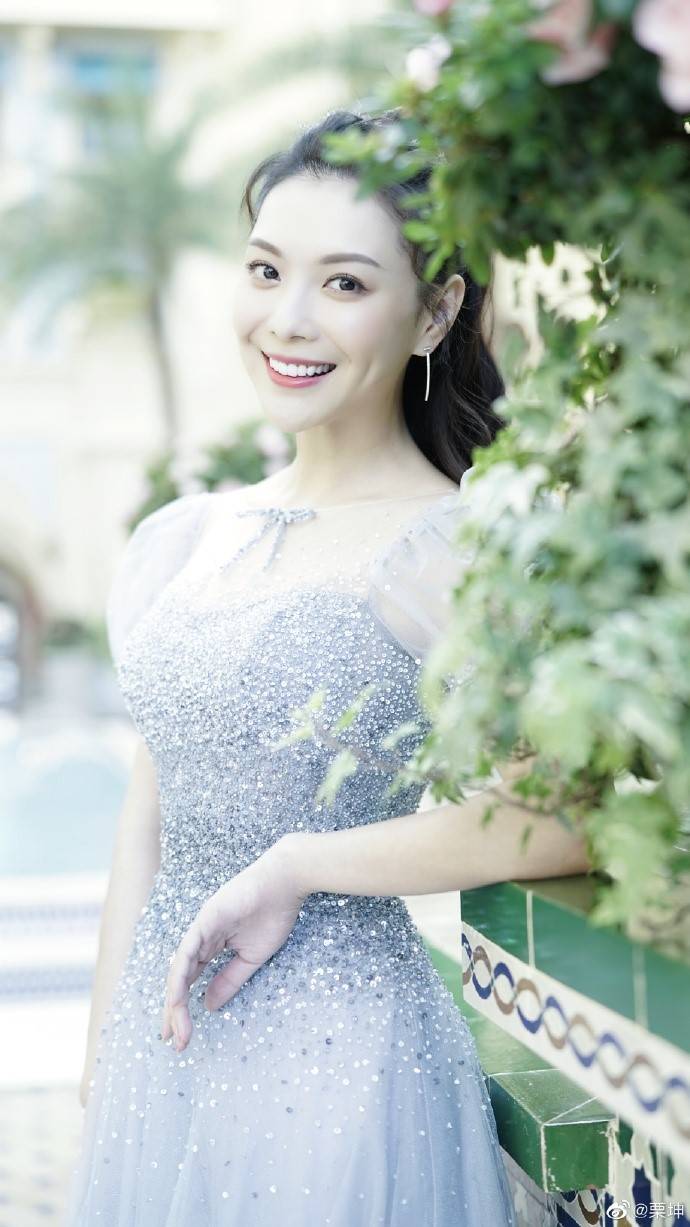 耐飞创始人兼ceo栗坤:百变造型无压力