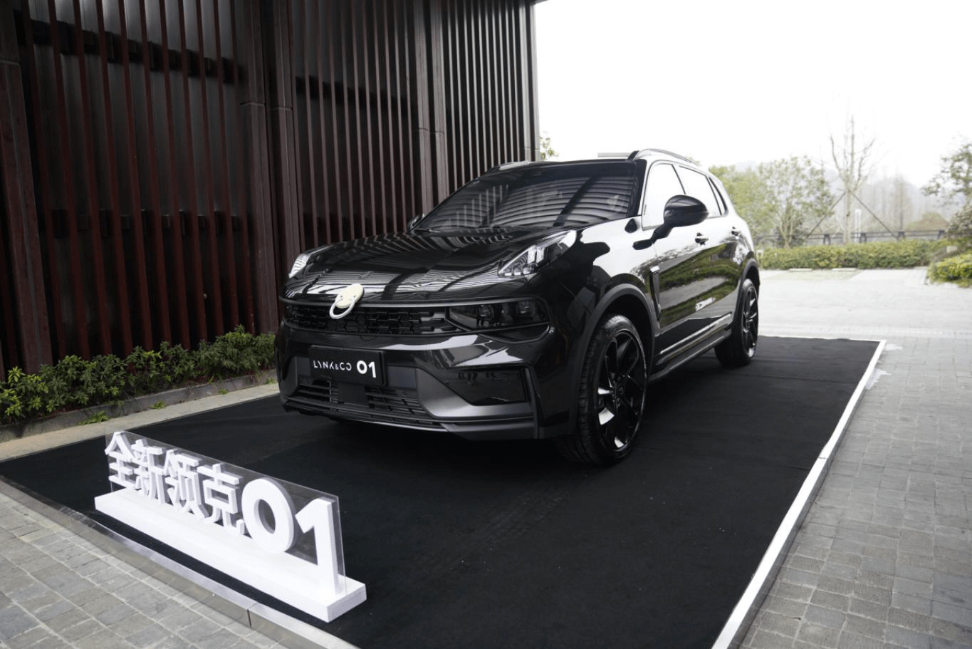 新全球高端suv全新领克01焕新上市