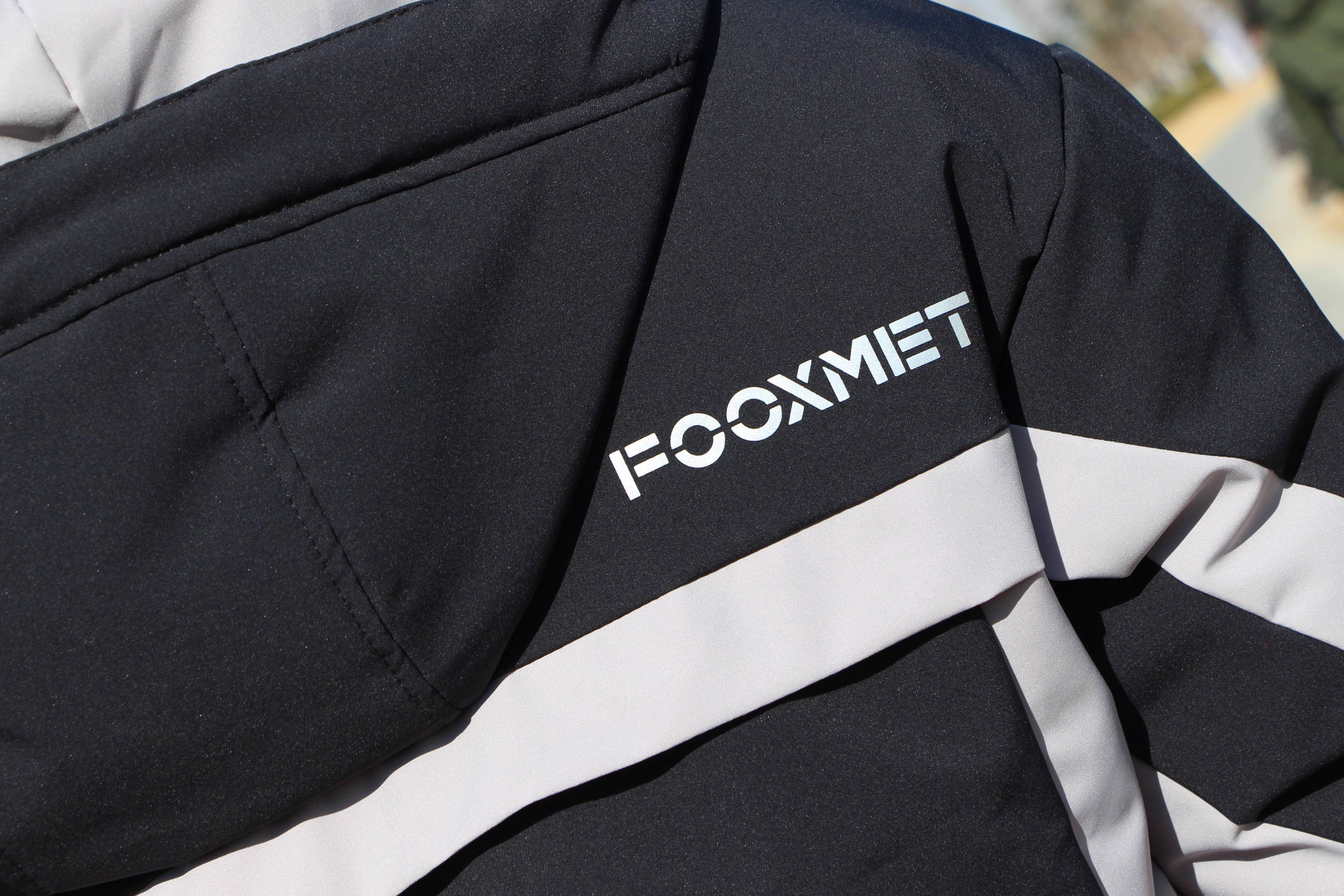 内层采用smawarm保温棉(含有生蚝壳纳米成分的新型纤维),手感类似于