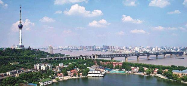 中国这四座城市，郑州、武汉、成都和西安，谁将成为下个核心城市