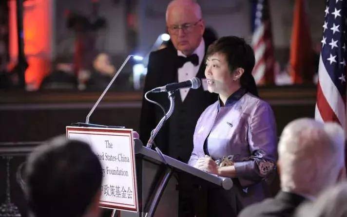 比亚迪女高管欲套现超2.5亿 系董事长妻