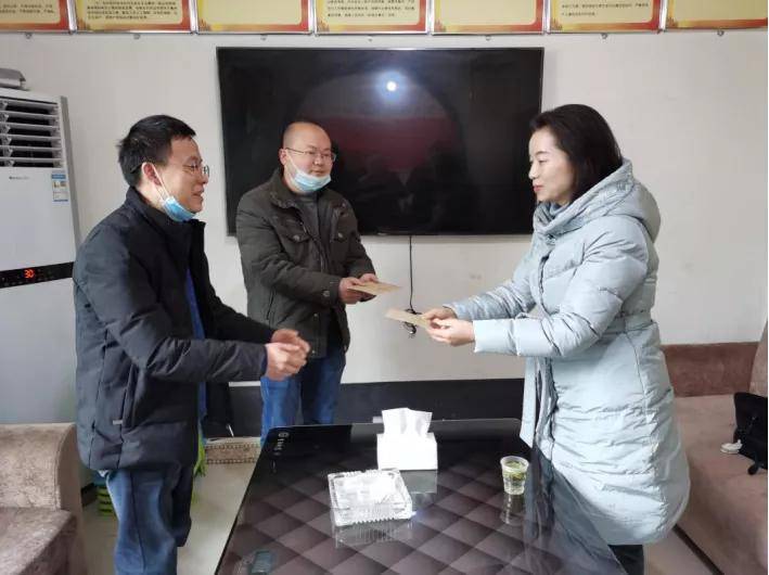 1月27日,市委统战部副部长,市台办主任祝华静率相关