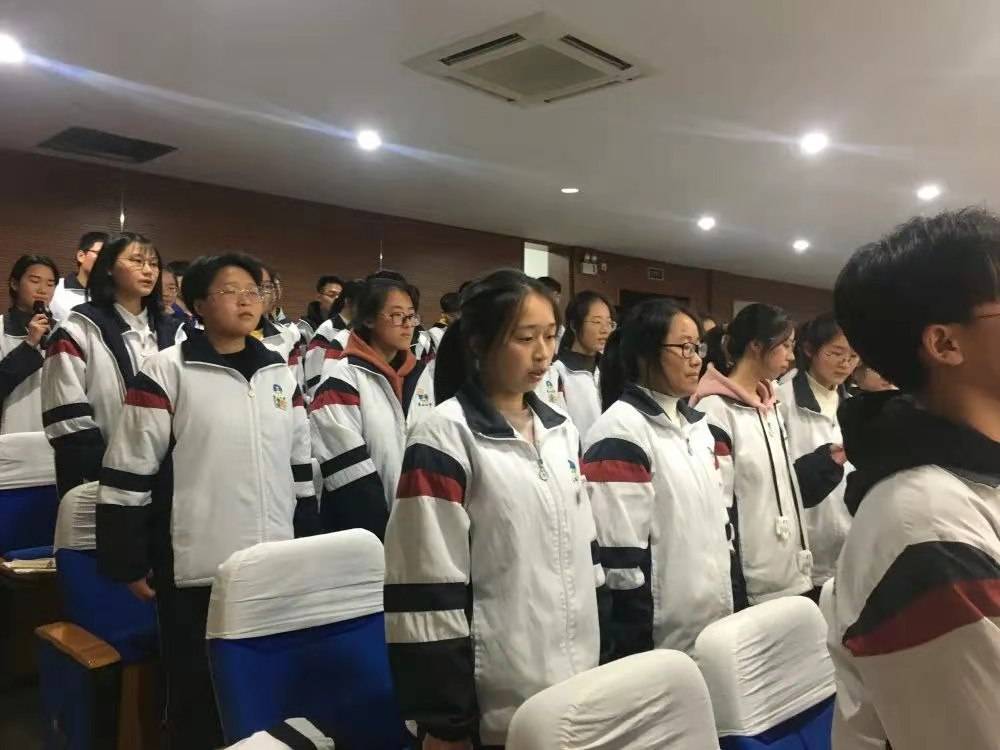 决战高考,点亮未来—凌宇老师宁波市象山县第二中学高考总动员励志