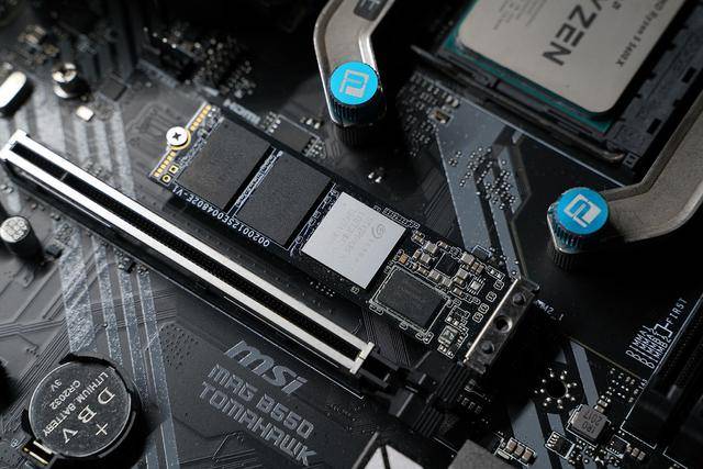 本体|2K必选的PCIe4.0固态 WD_BLACK SN850