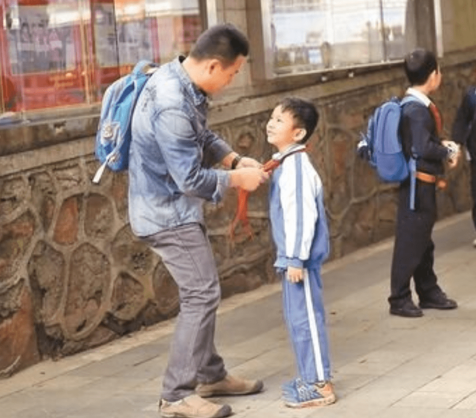 初中生上学必备文具_上学郎文具_上学郎儿歌简谱