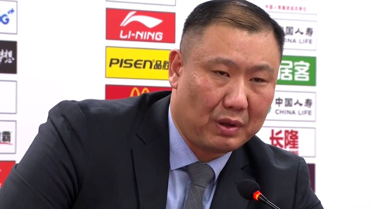吉林男篮111:119负于四川男篮,赛后吉林队主教练王晗说了什么?