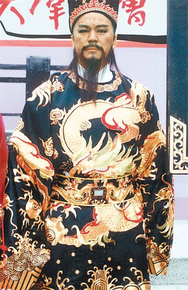 包拯离世后王朝马汉张龙赵虎御猫展昭去哪里了结局如何