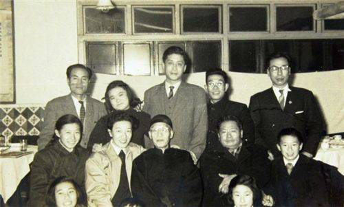 尽管此时的善耆,正在为清帝复辟而四处奔走,甚至不惜联络日本人,但是