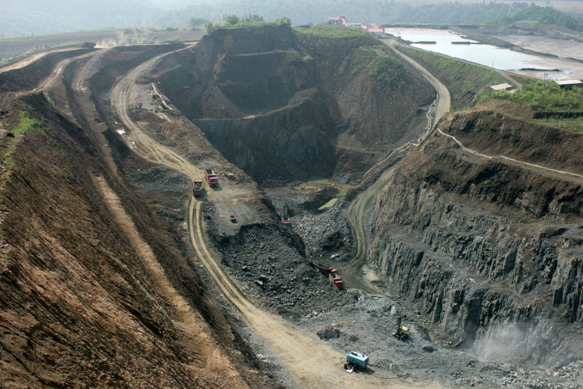 蒙古国的煤炭出口量不断上涨2020年外贸总额却下降6