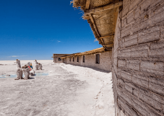 世界唯一用盐打造的酒店，耗费100万块盐砖，不许游客舔墙面