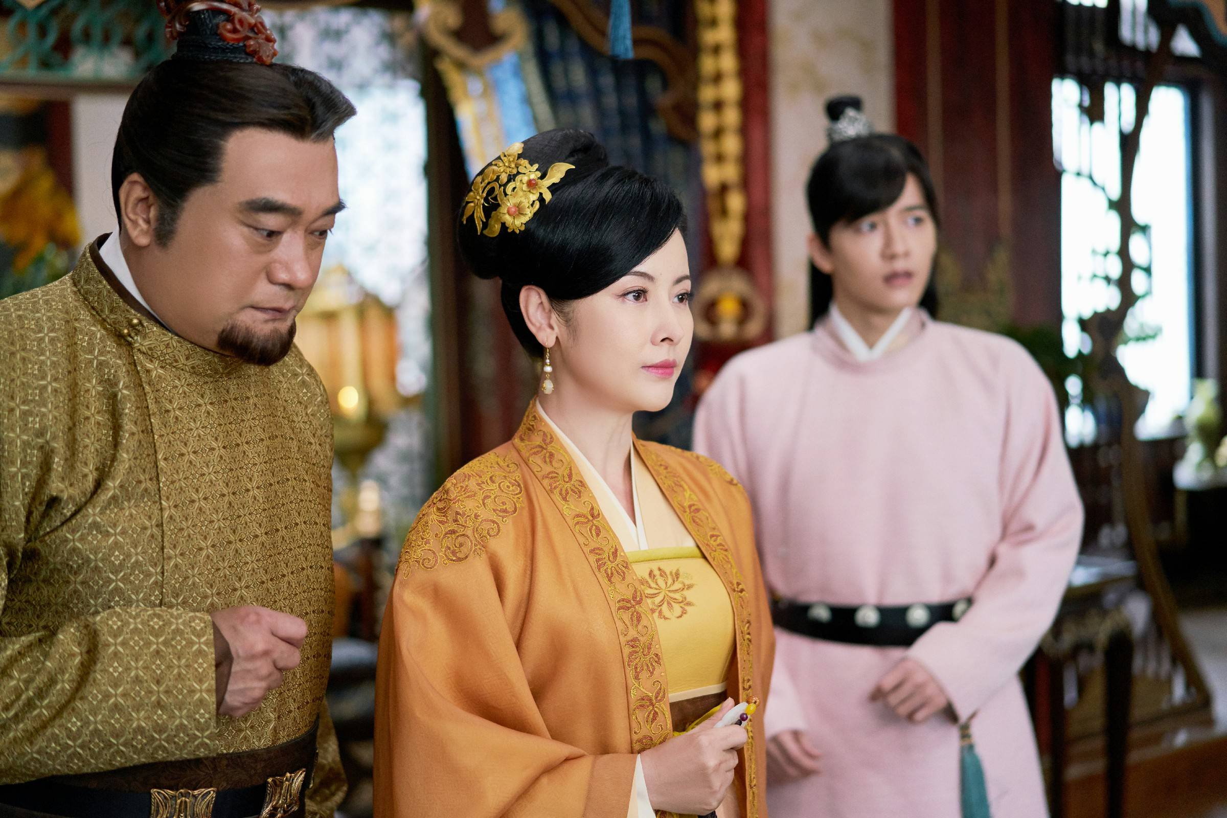 我就是这般女子班母杨明娜霸气幽默一语致胜令班府折服