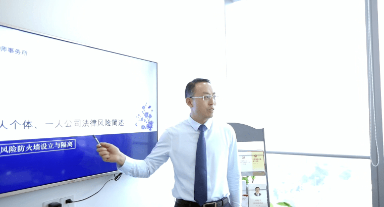 王炳玉胸中藏韬略笃行守初心