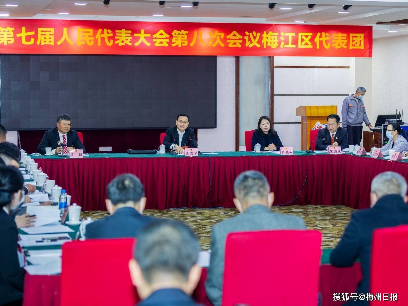 梅江gdp_梅江会展中心平面图(3)