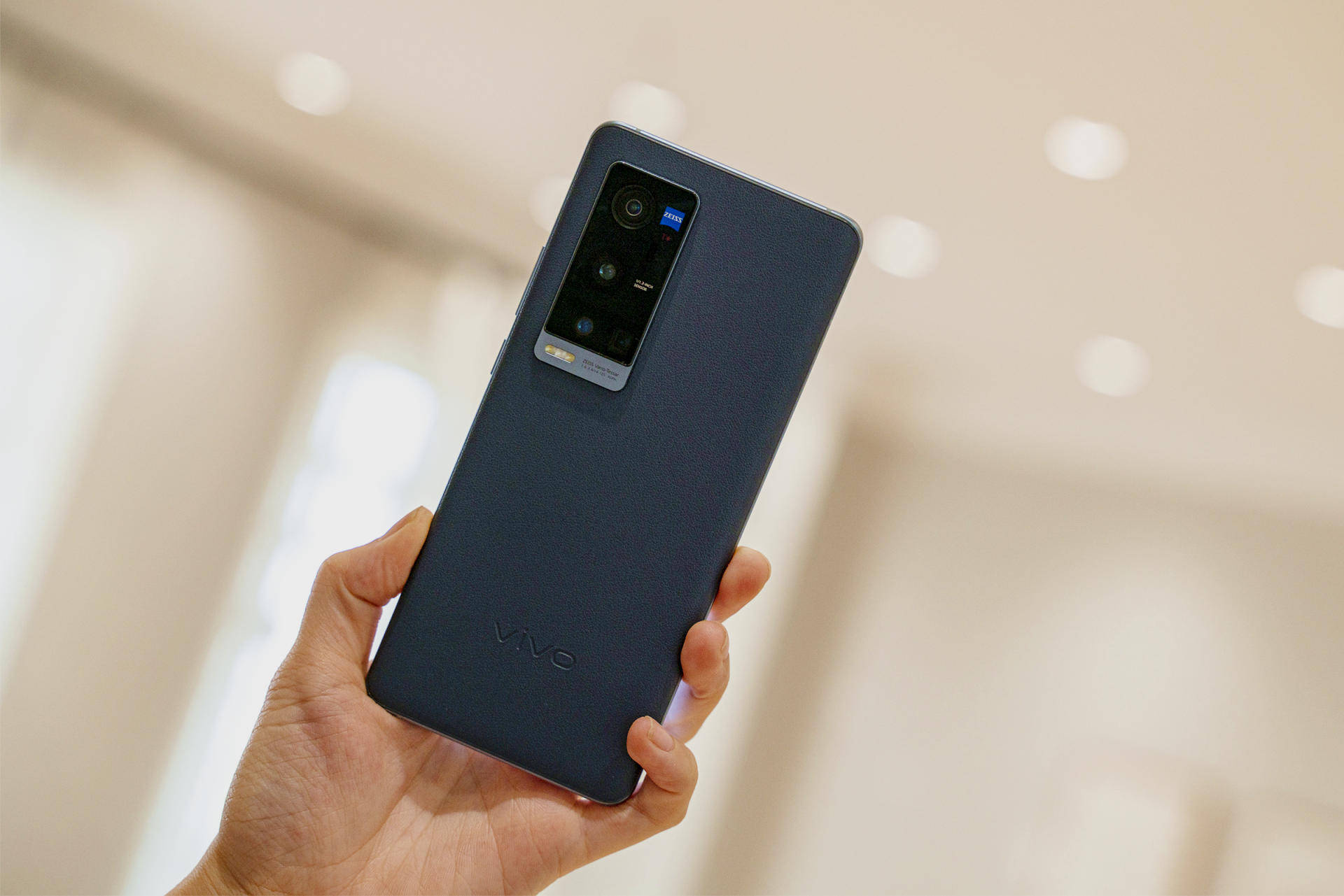 vivox60pro美图双主摄加持点亮夜景之美