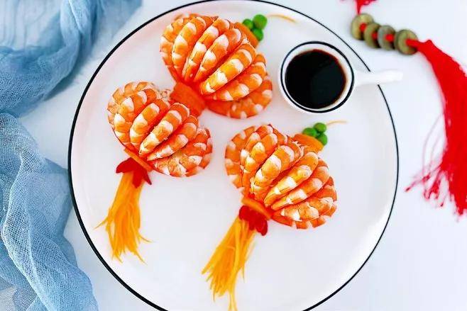 虾摆成灯笼猜成语_看图猜成语(2)