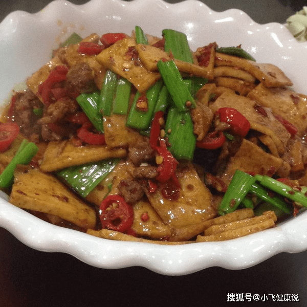 豆腐皮的家常做法爆炒教程 438620c54c2c4007847d7e5662f704e4.png