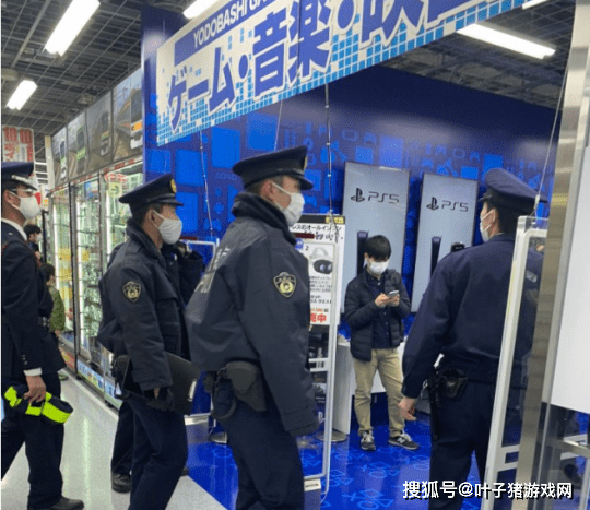 销售|PS5店家骚操作预防黄牛，却让销售现场变全武行！警察都被迫出动