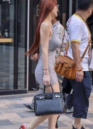 微胖女生穿搭秋冬高跟鞋子 70ed016c0f9847709fc3930a3e3c03a7.jpeg