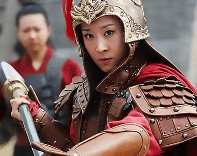 中国古代第一位女将军，拥有美貌还屡建奇功，不是花木兰而是她_武丁