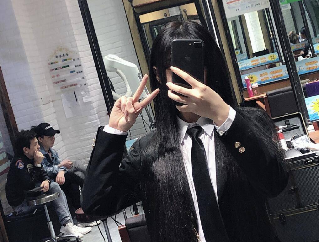 原创同穿黑色衣服腐团儿内味周淑怡唯美她才穿出品味新高度