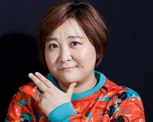 贾玲回应变胖话题:做很多不擅长的事情压力太大,只有靠吃来释放