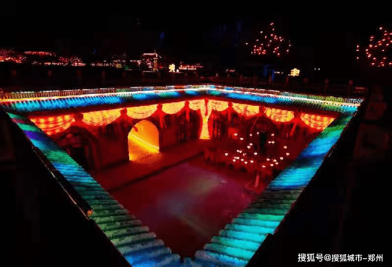 火树银花地坑院，彩灯纳福过大年