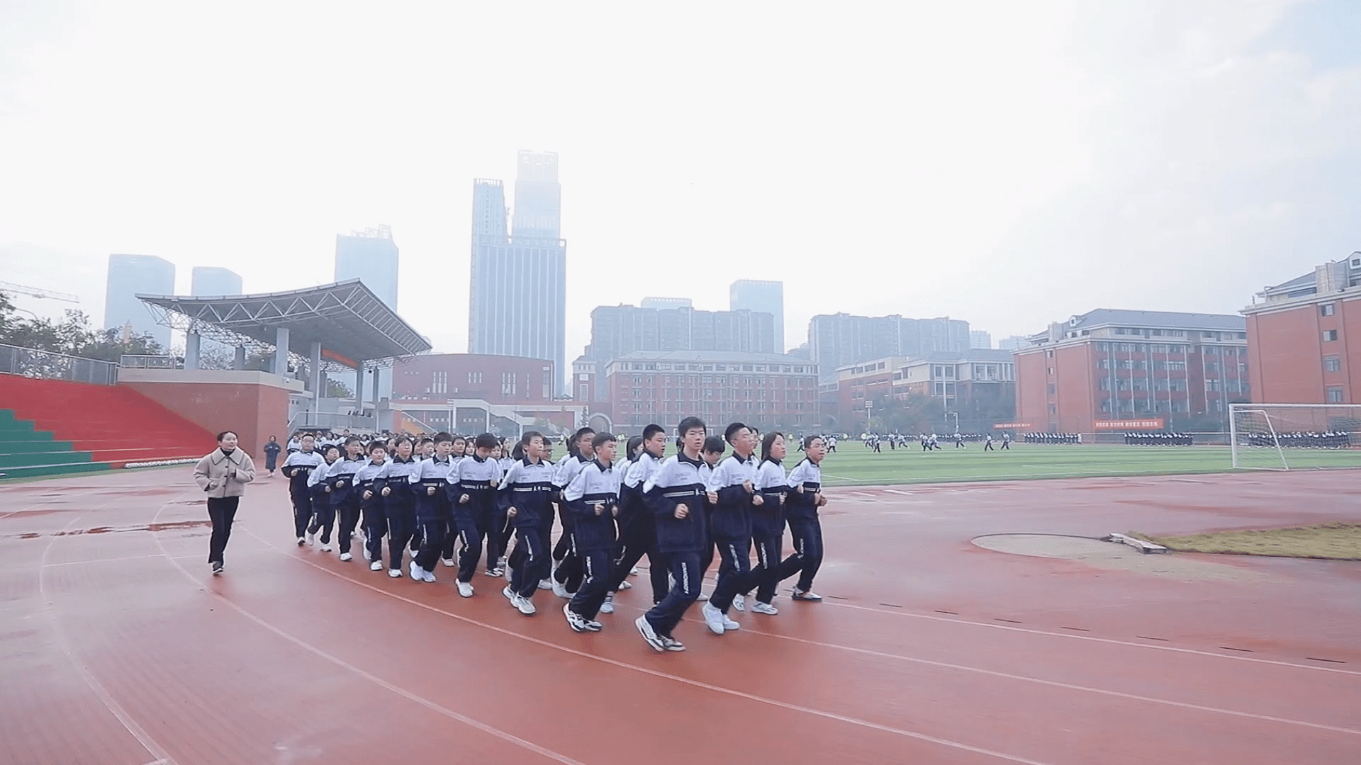 长郡滨江的跑操丰富多彩看都看不过来