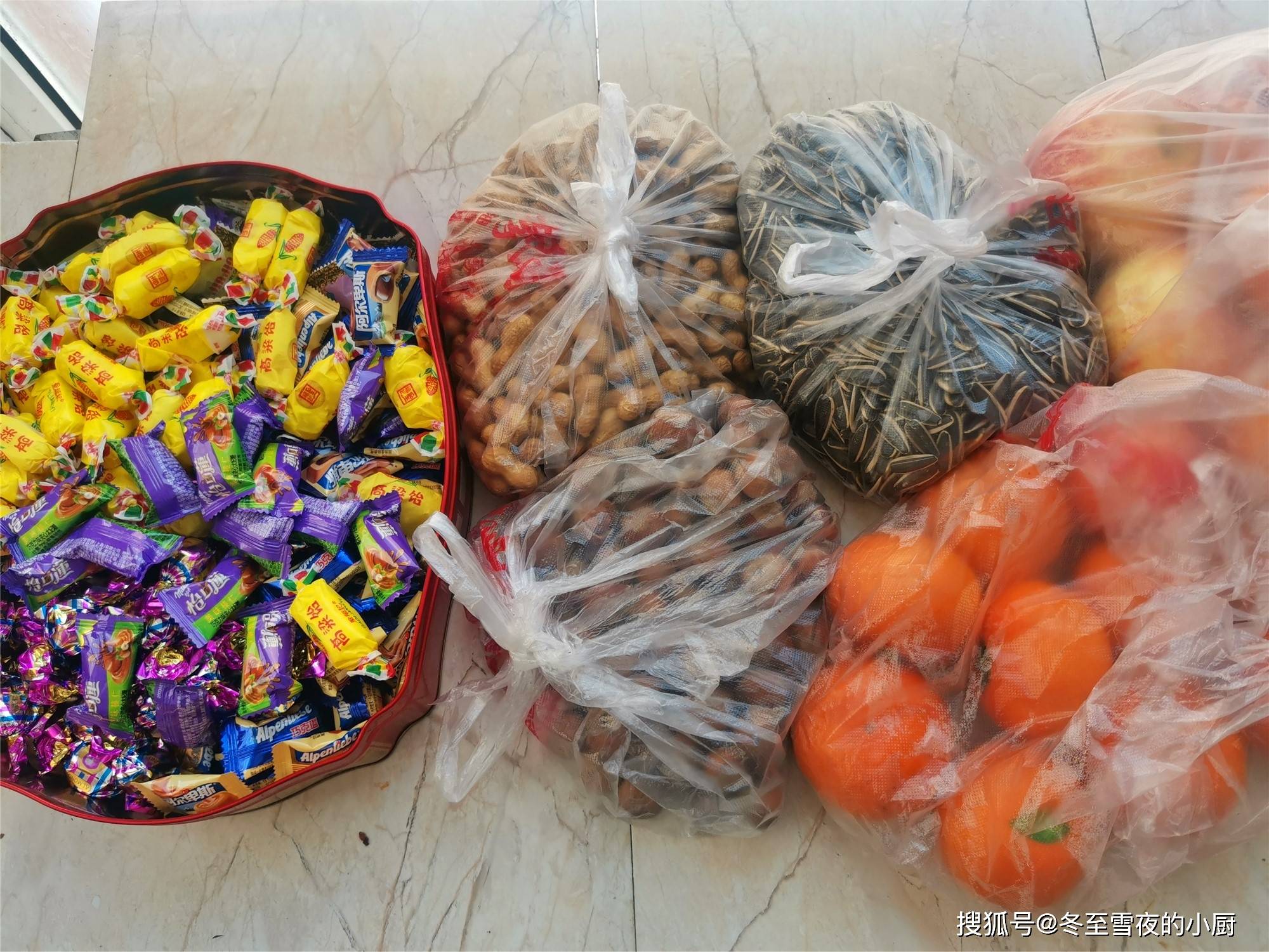 囤年货也是过年的一种仪式,老妈屯的年货,太丰富了,满满都是爱