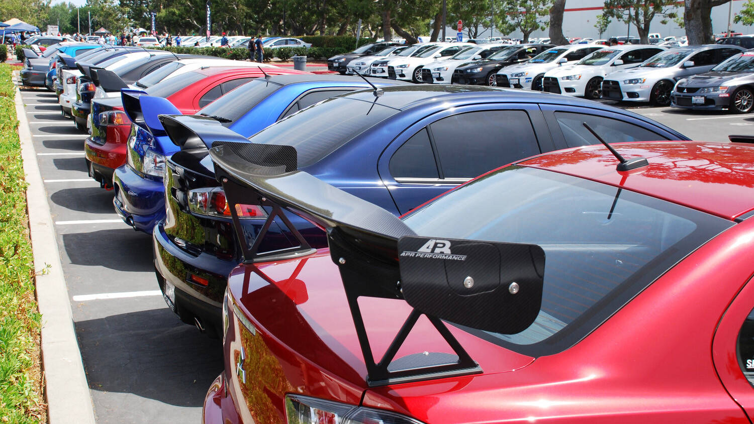 性能车 为什么都装尾翼 搜狐汽车 搜狐网