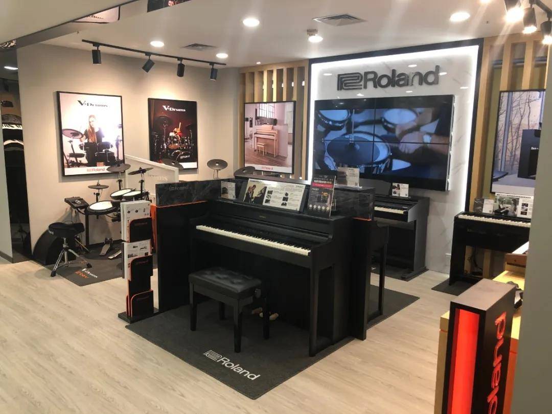 2021春节就地过年roland形象店逛起来