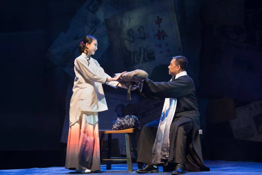 展现时代波澜起伏 除却儿女情长外《秋水山庄》更有风云激荡_民国