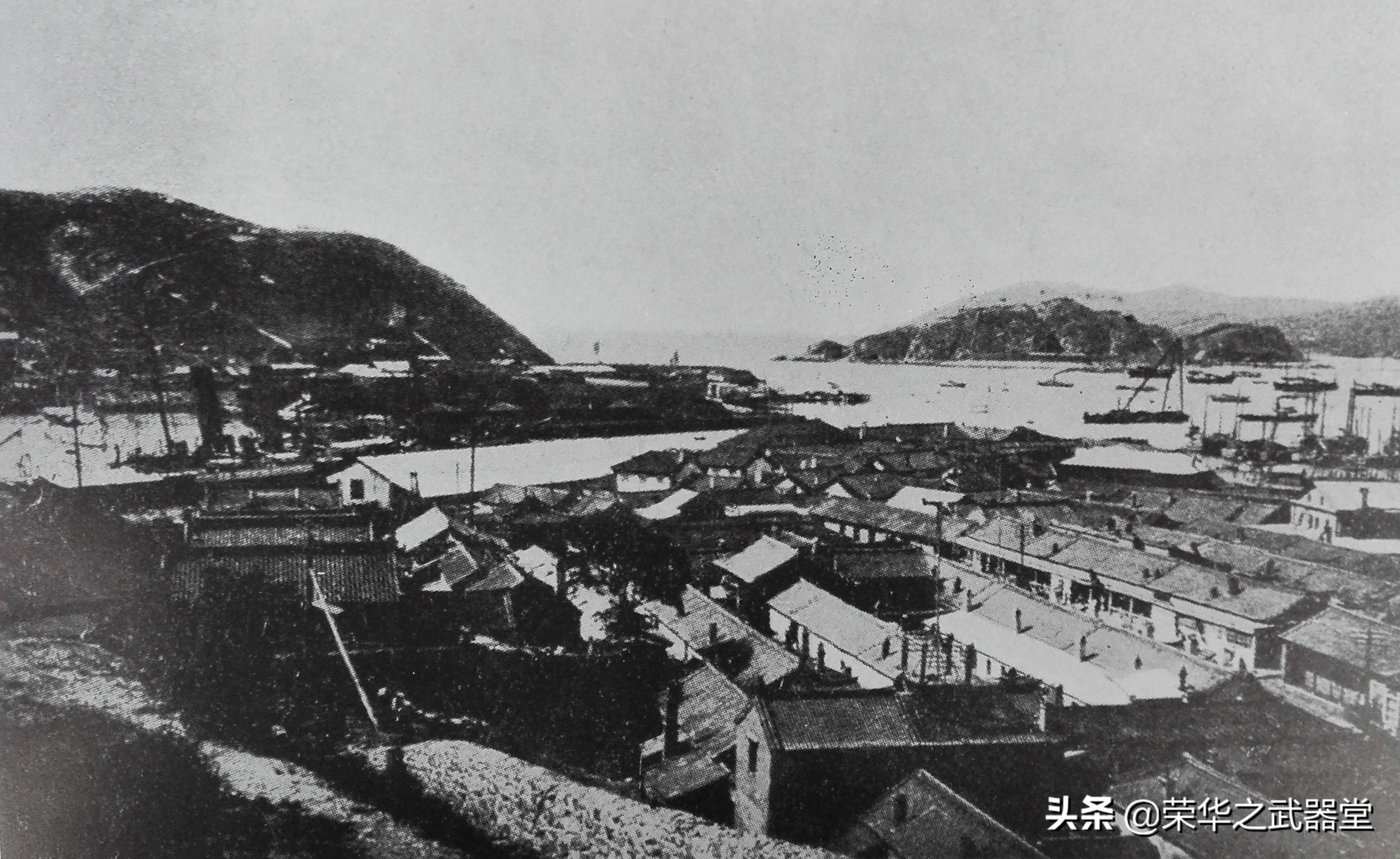 1天！15年修建的军港被日军攻陷！全城被屠杀，死难者2万人