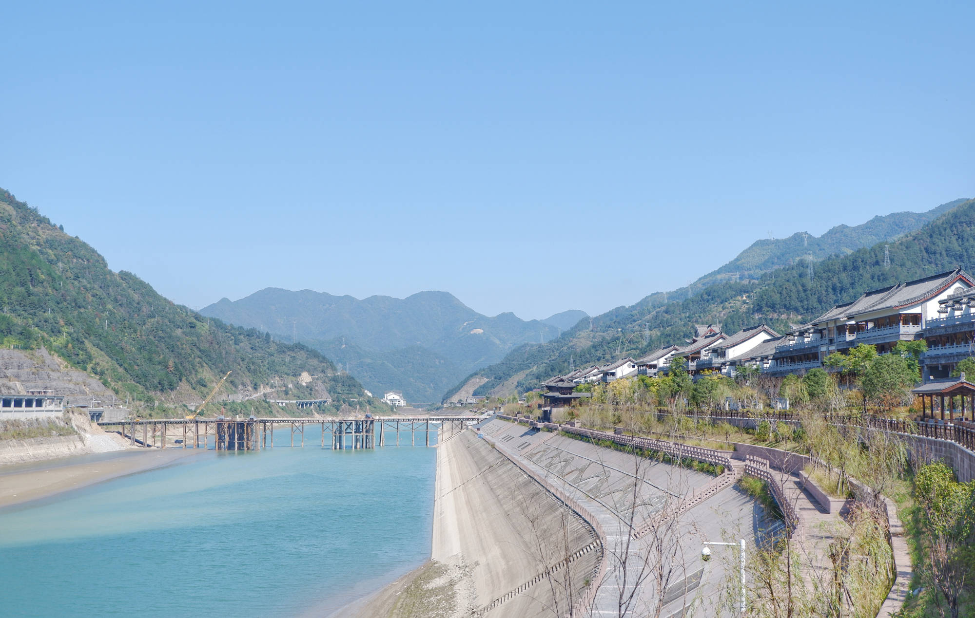 四川省少数民族县经济总量排名_四川省少数民族分布(2)