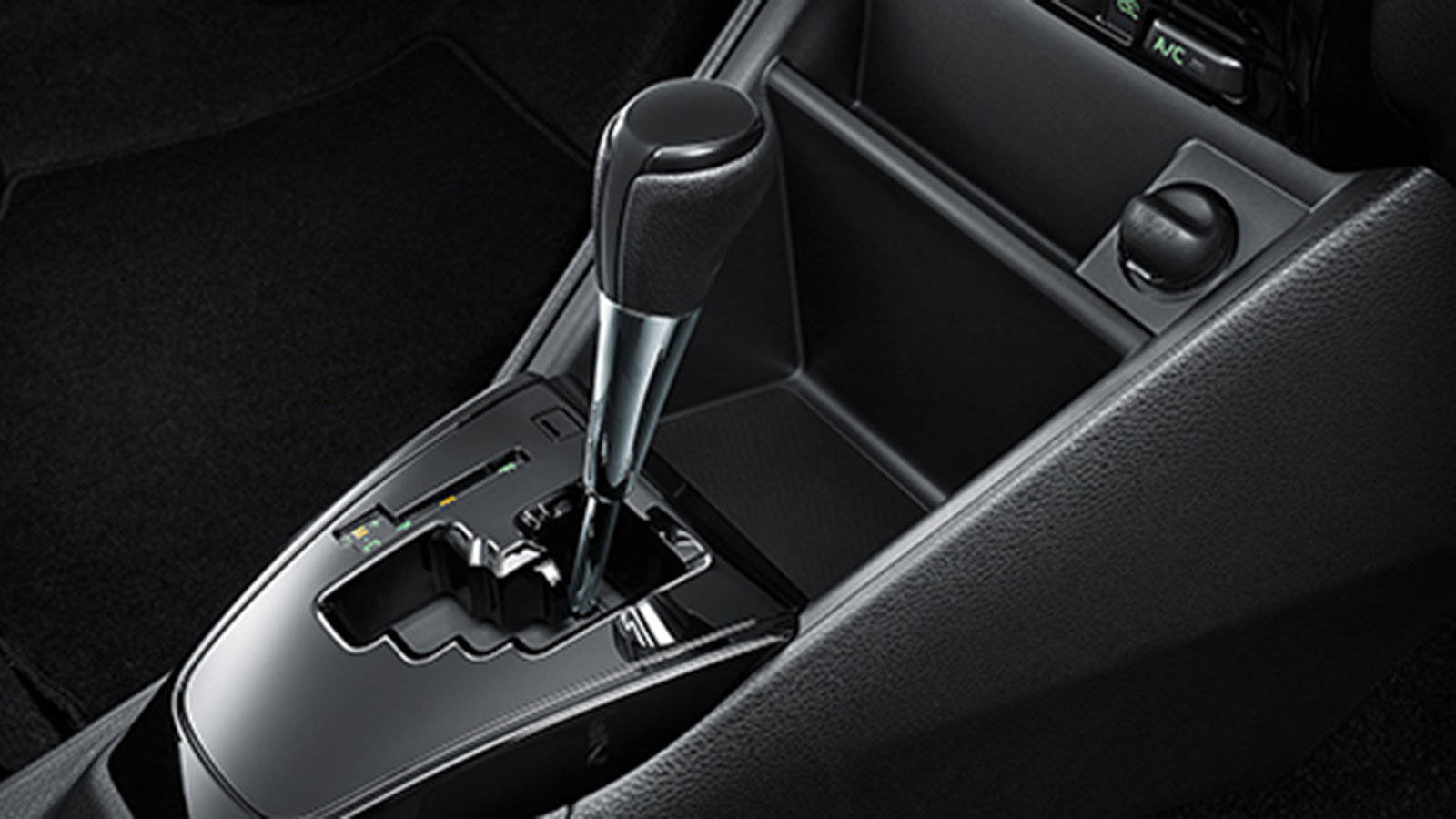 十万以内两厢车排行榜_10万以内的车自动挡有哪些;10万以内的suv车排行榜前十名有哪些