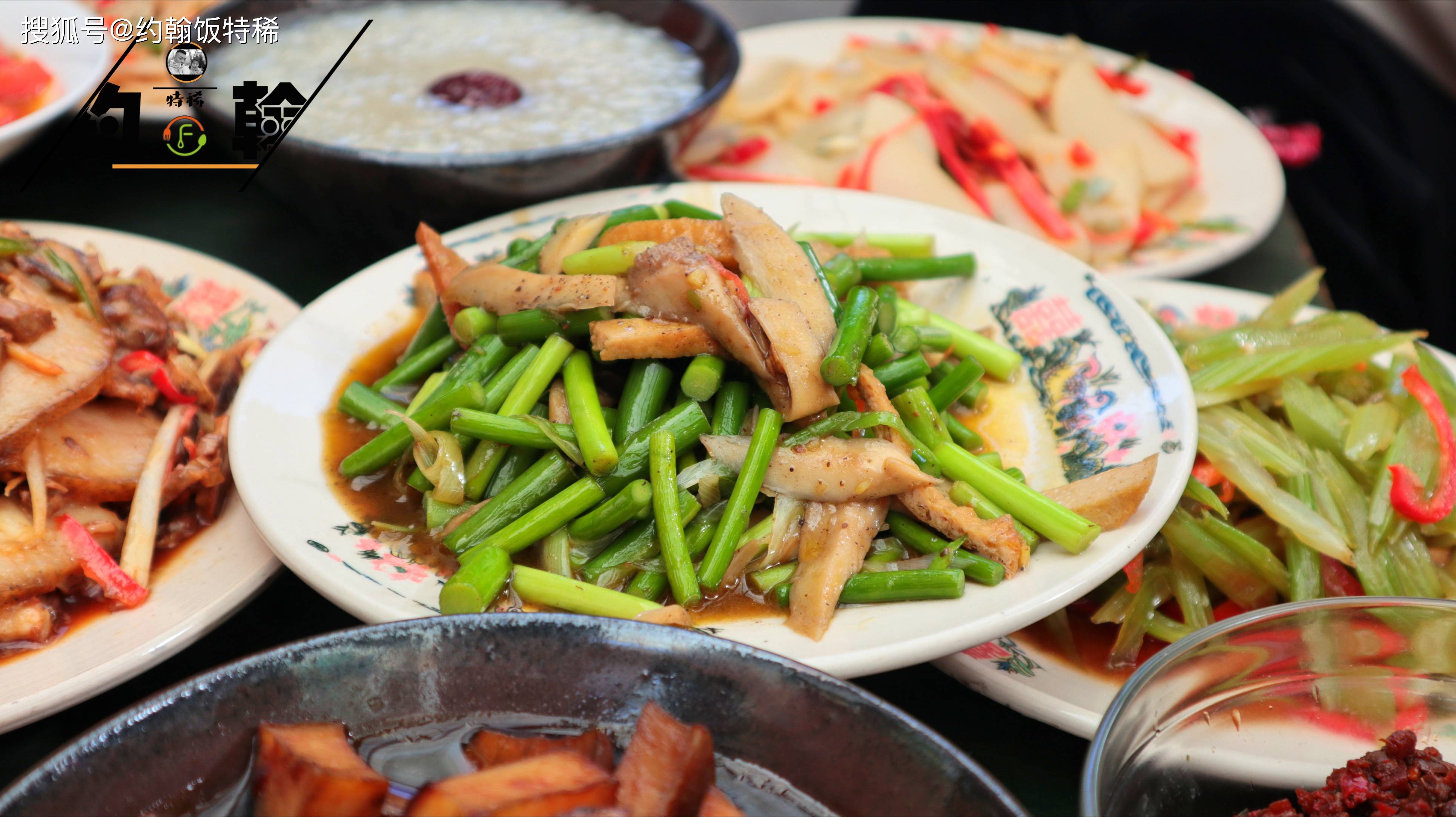 蒸碗主要分為八寶飯,蒸雞,梅菜扣肉,蒸紅薯四種(陝西各地的蒸碗都不太