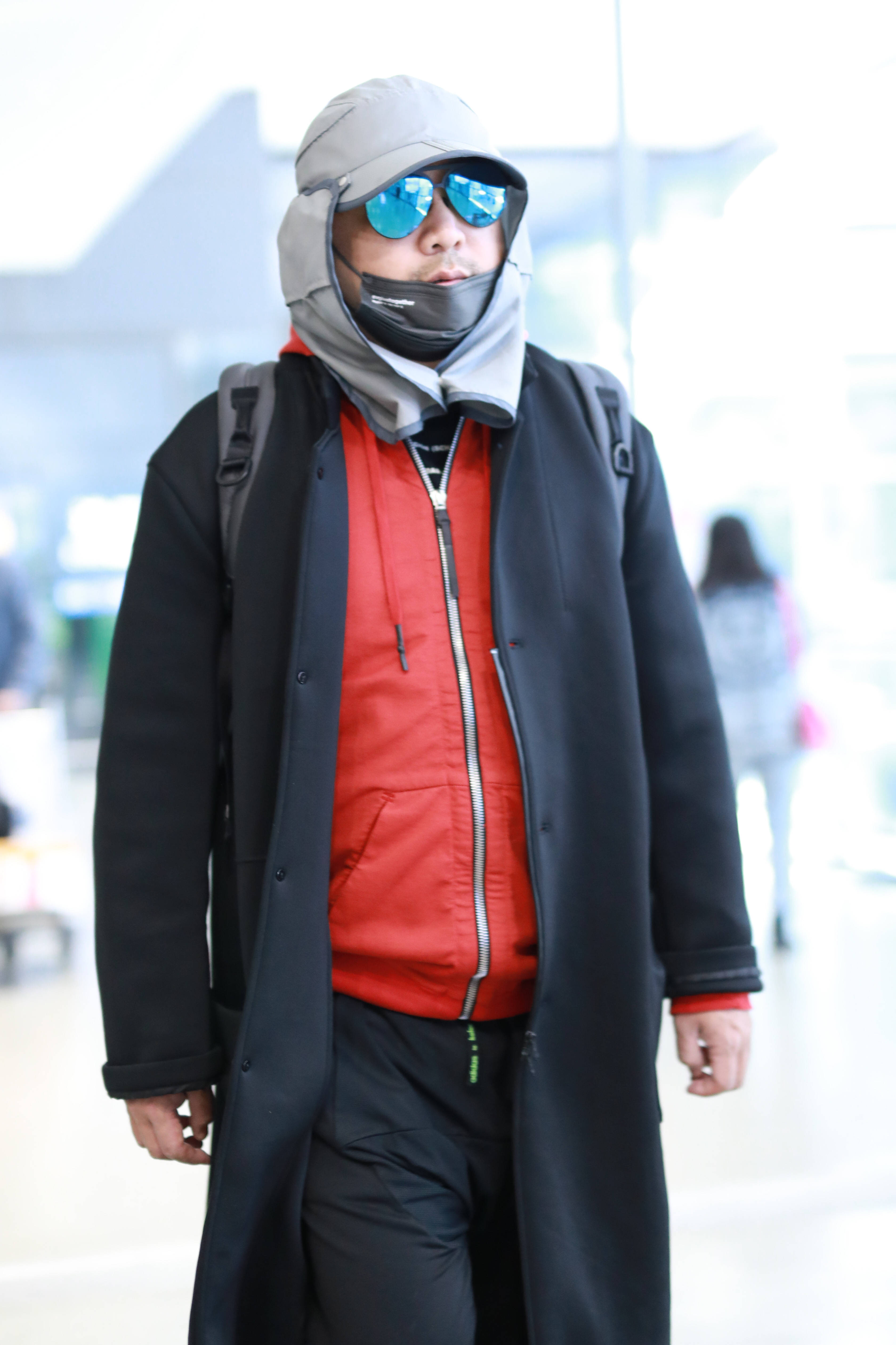 陶虹徐峥夫妻同框:徐峥神似"舒克"陶虹笑眼弯弯