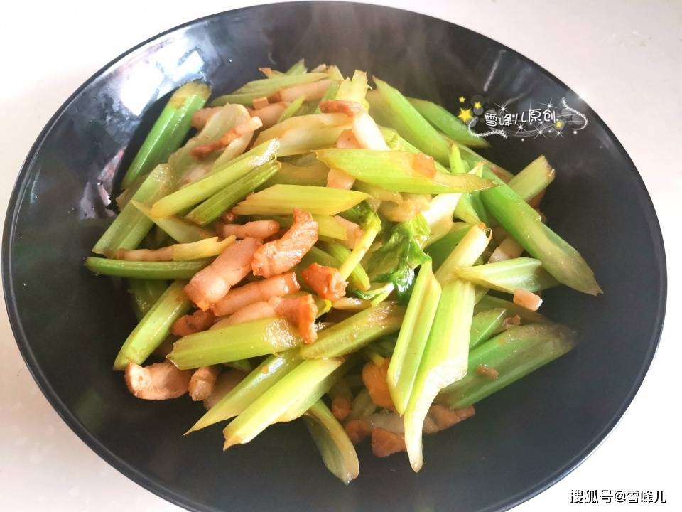 炒芹菜放醋之后怎么炒好吃 f46c91fba9314c698f614316f195d0d0.jpeg