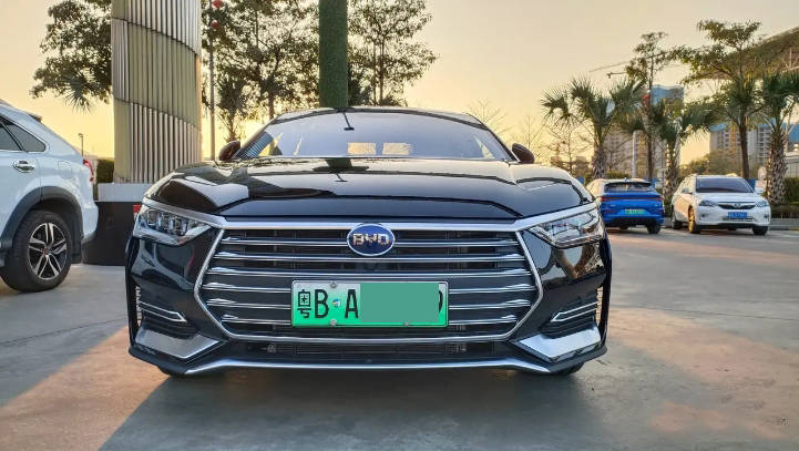 比亚迪e9小批量交付这让汉ev情何以堪