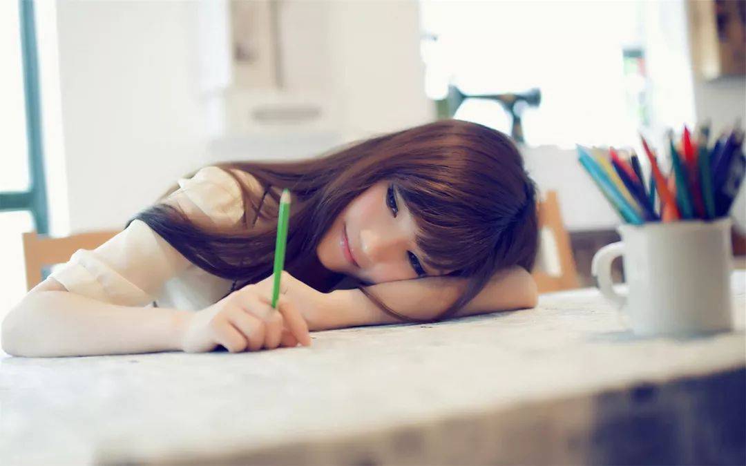 怎么样才能变成熟女生 c87880f3d2714ab08c447564b644c958.jpeg