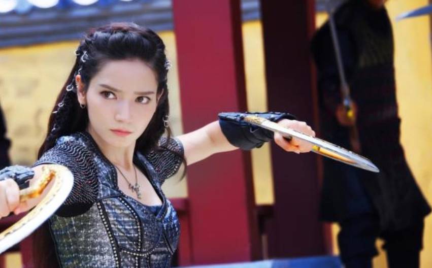 雪盈,李若嘉主演,此外,还有白冰,曹馨月,张伦硕,代斯,刘威,聂欢等参演