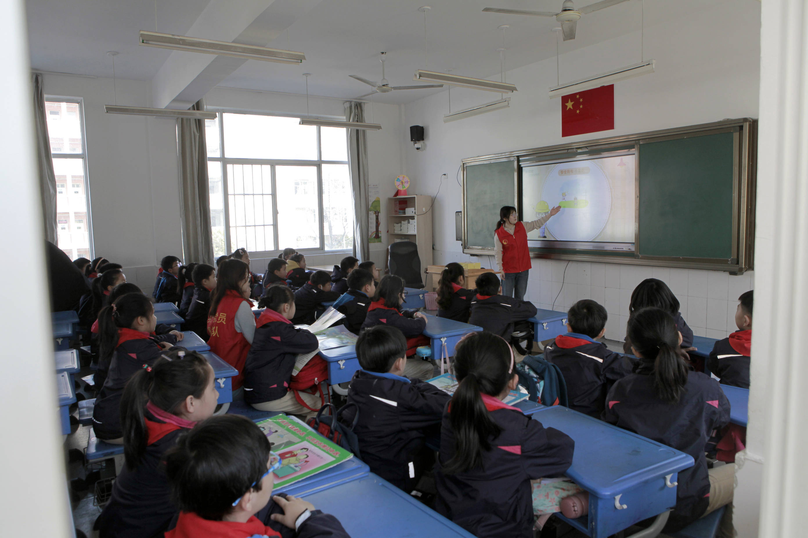 开学第一课安全电力安全教育进课堂