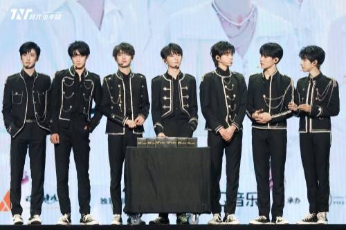 时代少年团综艺节目有哪些演出 48f65eaa9dbb4cb98bd9c00f341deb59.jpeg