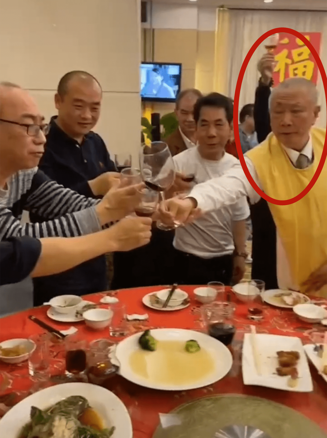 原创和胜和传奇猛人刀文龙近照曾与崩牙驹争地盘拥有多艘赌船