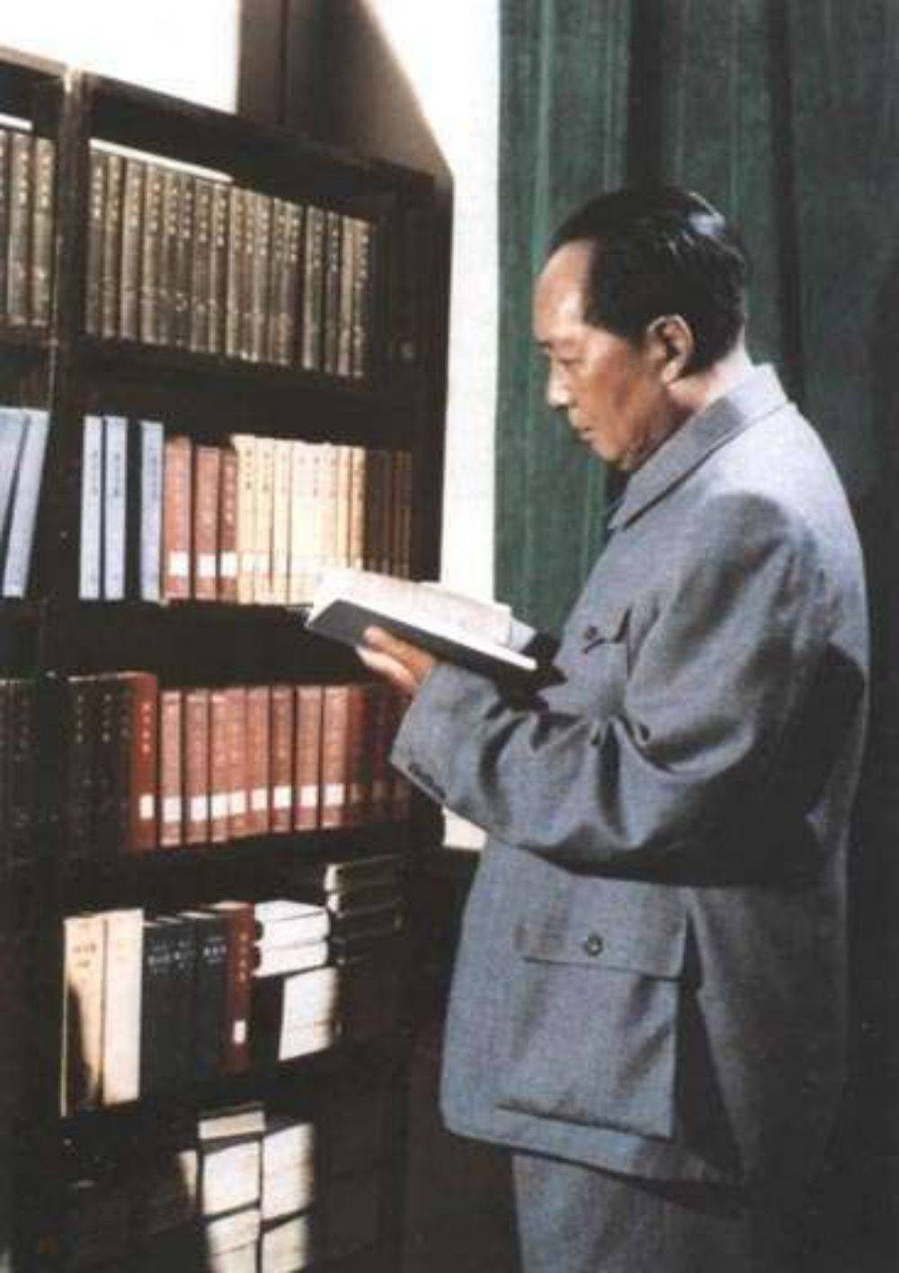 蜂腰猿什么成语_猿臂蜂腰倒三角图片(2)