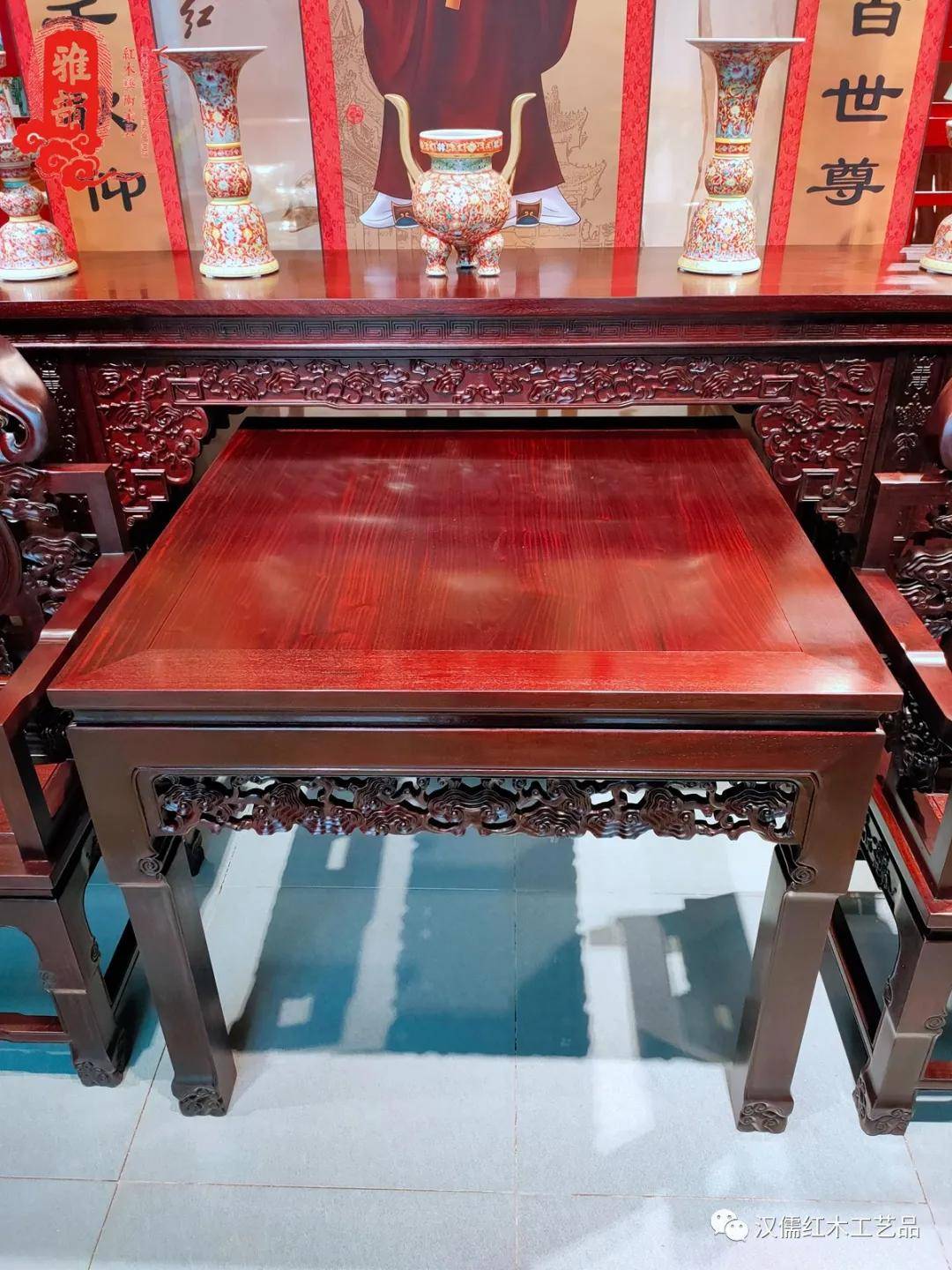 红木家具种类不同 搬运的方式也有所不同 柜子