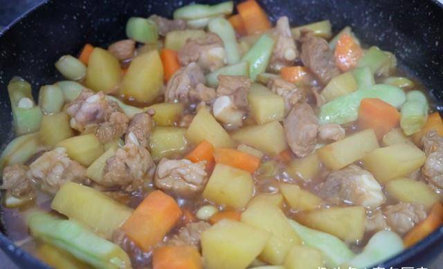 大米配什么炖菜 d10f638d4ccc44c28626cac145427ad4.jpeg