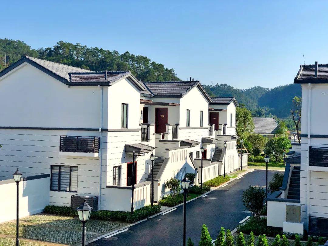 今天路过韶关丹霞山1号总是被它别墅深深的吸引了一起来看看吧