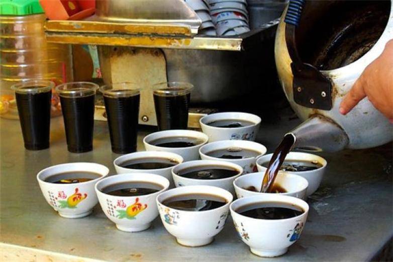 中药怎么喝才不伤肝肾 8754b25dd7a54bd8b3edab132522711d.jpeg